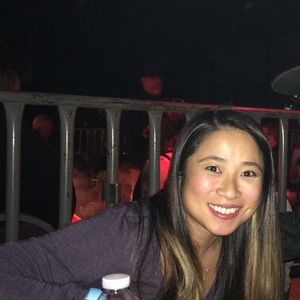 Meet your Posher, Christine